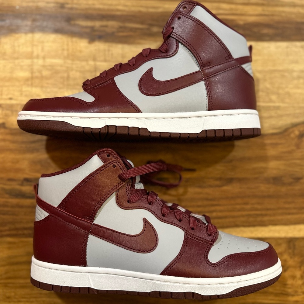 Nike Dunk High Retro Dark Beetroot Women’s 10.5